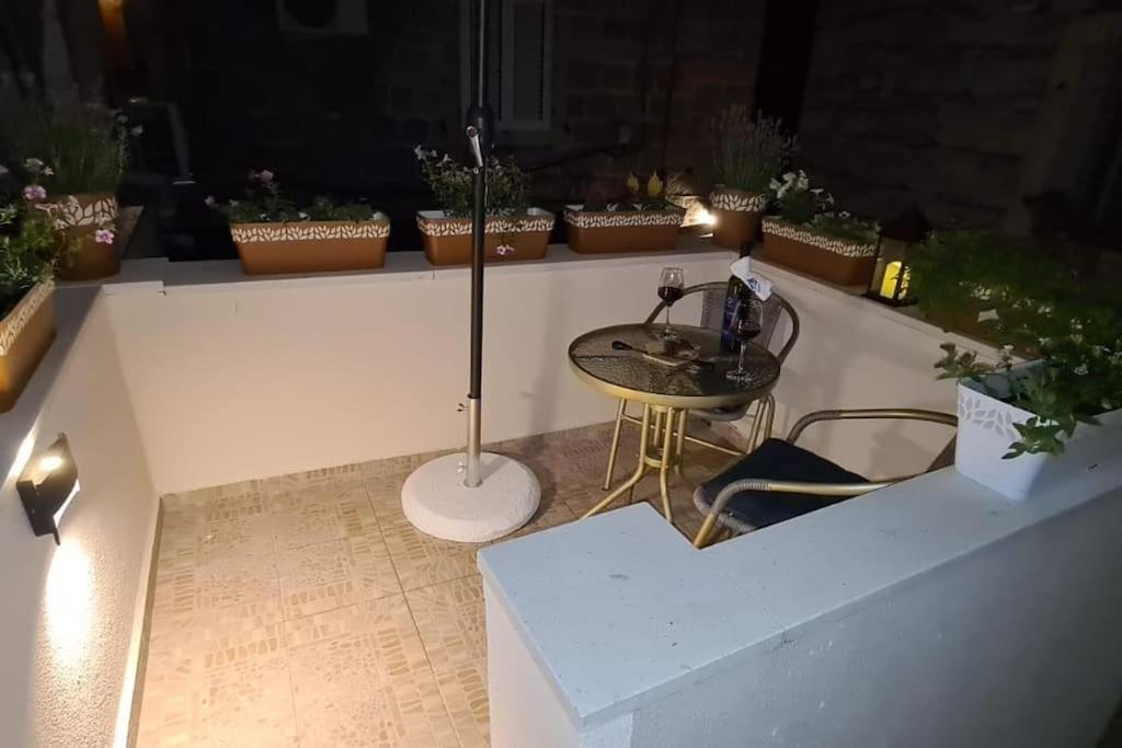 Diva 1,Stylish Old Town Studio Apartment Near Beach Split Extérieur photo
