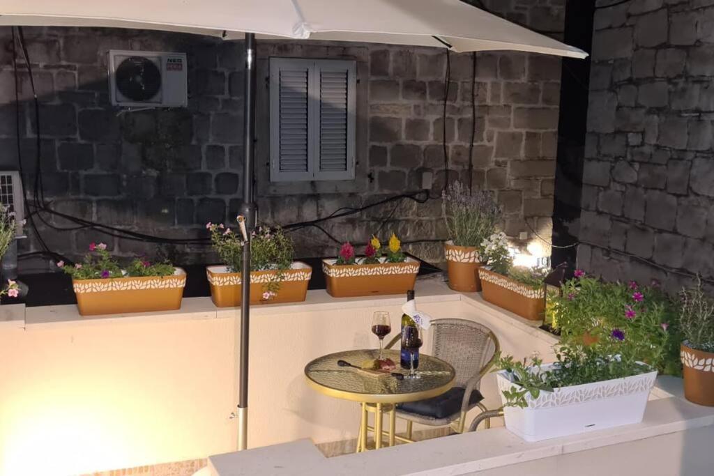 Diva 1,Stylish Old Town Studio Apartment Near Beach Split Extérieur photo