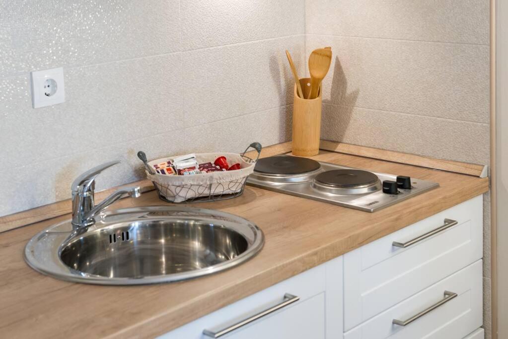 Diva 1,Stylish Old Town Studio Apartment Near Beach Split Extérieur photo